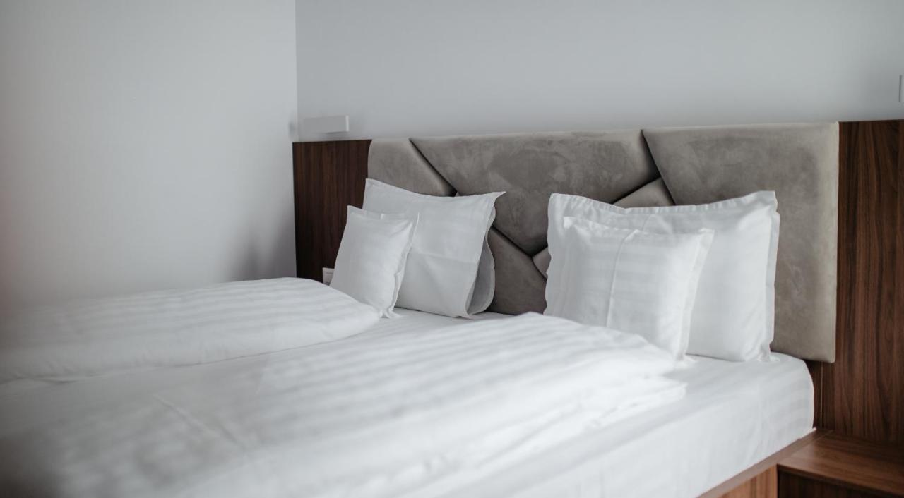 Scheia Hotel Ariata מראה חיצוני תמונה